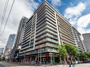 111 Elizabeth St Unit 922, Toronto, ON M5G 1P7