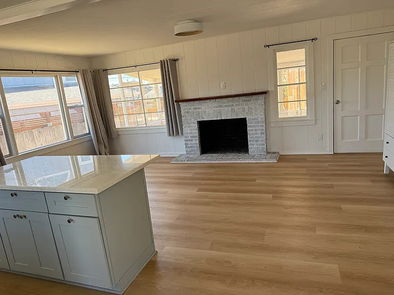313 Seacliff Dr — Photo 4