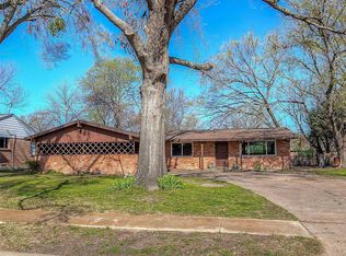 919 Royal St, Forney, TX 75126