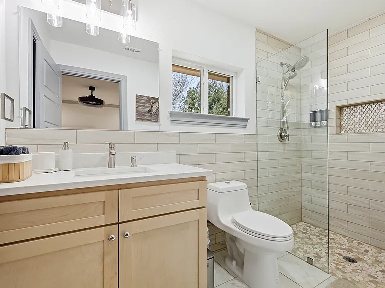 143 Gayle Ln — Photo 37