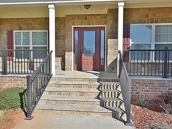 2nd image of 5057 Gatsby Cir