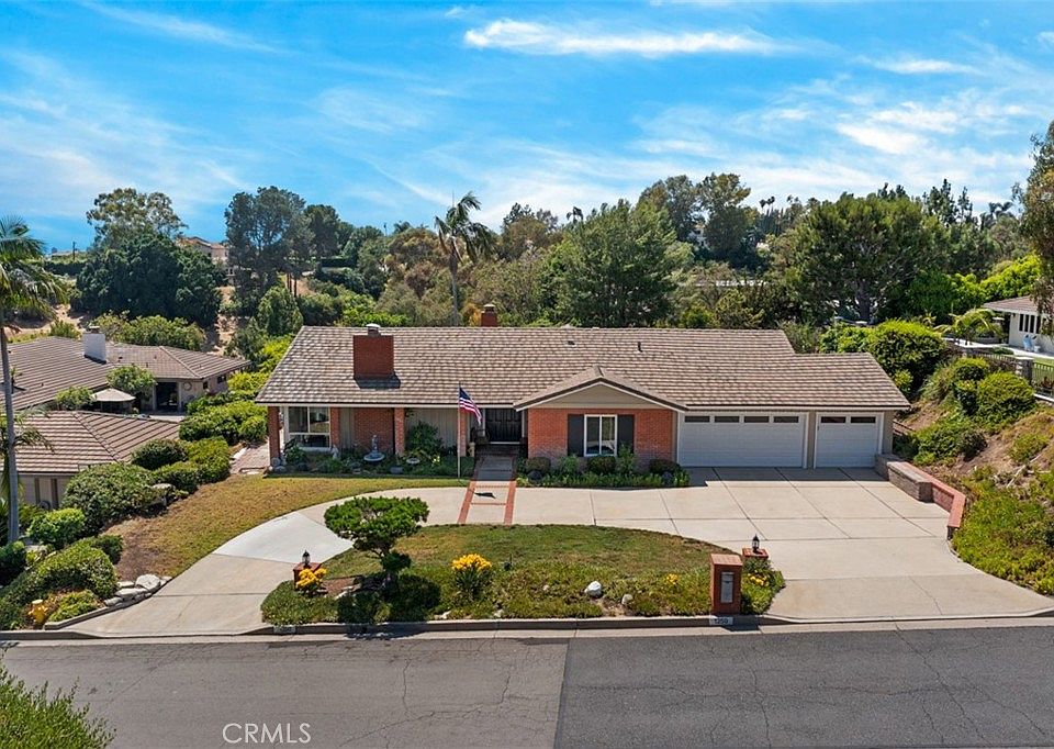1st image of 1250 Miramar Dr