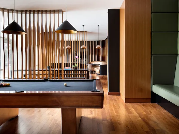 450 West 42nd Street image 11 of 23