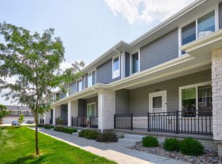 2342 SE Parkview Crossing Dr #1, Waukee, IA 50263