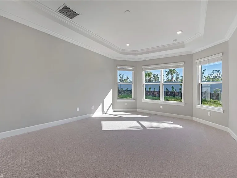 17471 Caravita Ln — Photo 17
