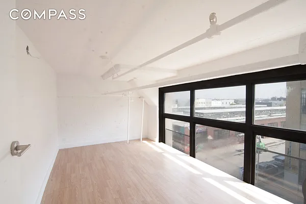 Rented by Compass | media 18