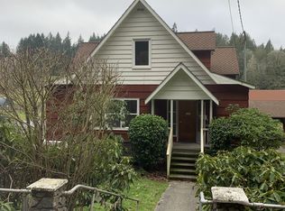 5145 McDonald Ave NE, Bainbridge Island, WA 98110