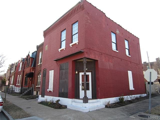 1st image of 3201 Iowa Ave