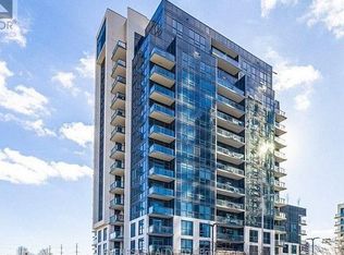 10 Meadowglen Pl #1109, Toronto, ON M1G 0A8