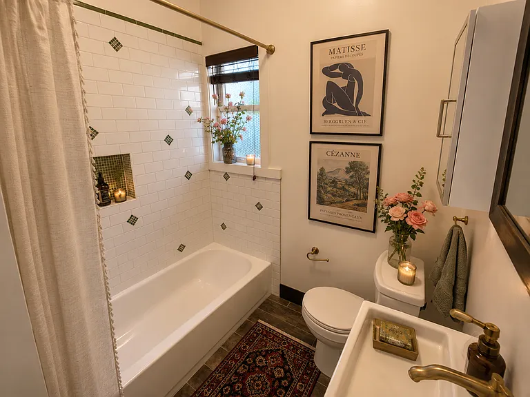 Downstairs Bath with Tub