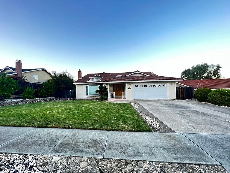 22391 Carnoustie Ct — Photo 31