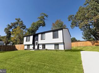 6403 Holyoke Dr, Annandale, VA 22003