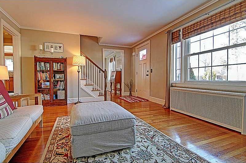 2nd image of 205 Promenade St