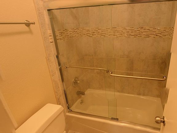 5th image of 2207 Hastings Dr #73