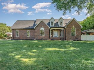 114 Jim Ln, Statesville, NC 28625