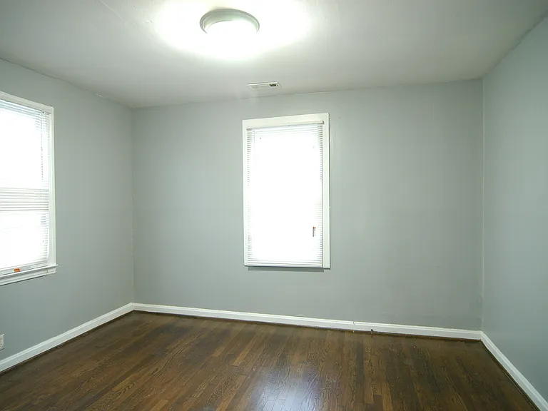 314 Oriel Ave — Photo 11