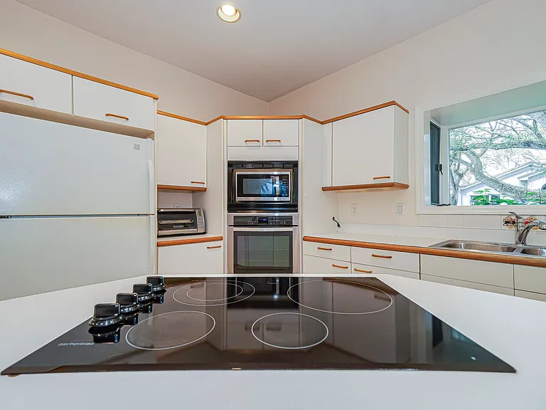 131 Peppertree Dr #21 — Photo 7