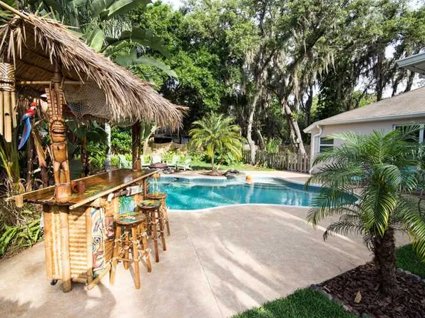 15420 Heathridge Dr, Tampa, FL 33625