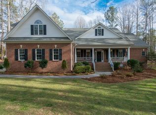 6121 Oxfordshire Ct, Raleigh, NC 27606