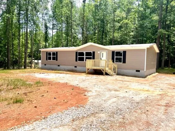 1570 Crumps Bridge Rd, Martin, GA 30557