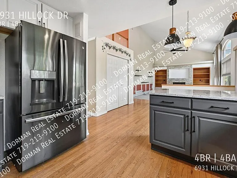 6931 Hillock Dr — Photo 12