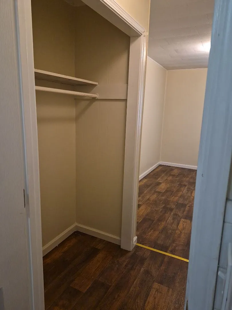 Bailey Apartments — Photo 3