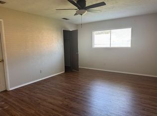 6215 Cedar Ln, Rowlett, TX 75089