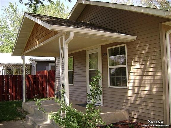 3rd image of 916 N 11th St