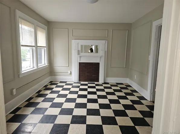 103 Wickham Ave APT 3, Middletown, NY 10940