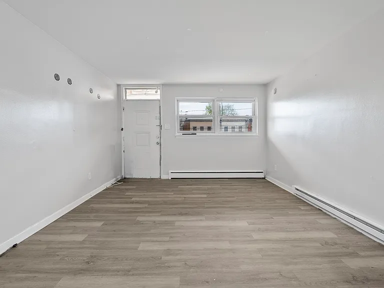 2020 Woodlynne Ave — Photo 6