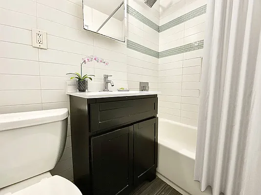 Rented by Vector New York, LLC | media 5