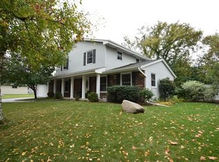 2314 Misty Ln, Waukesha, WI 53186