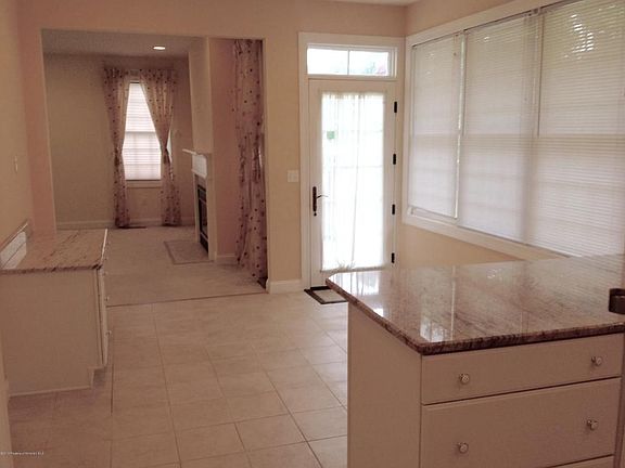 5th image of 1183 Audubon Dr #L-27