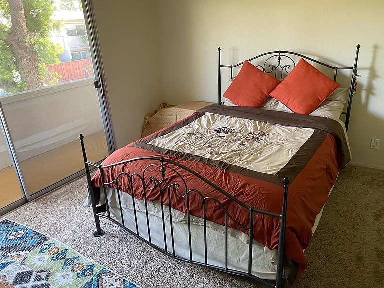 10377 Mary Ave — Photo 12