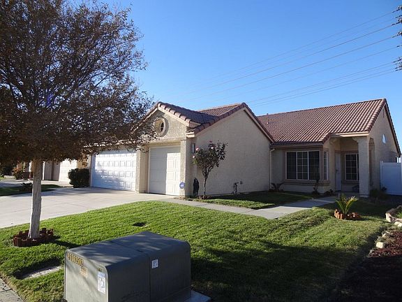4th image of 2830 Cypress St