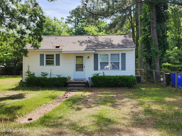 503 & 507 S Lower Street, Elizabethtown, NC 28337