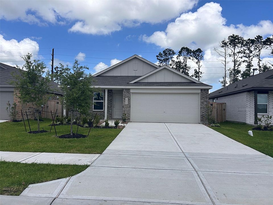 1st image of 1542 Gardenia Grove Ln