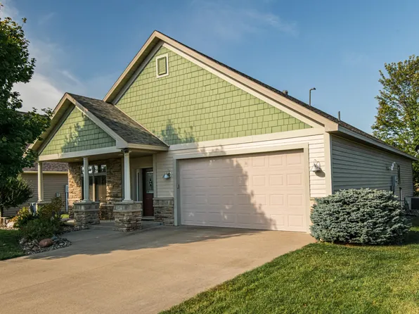 517 Coral Dr, Lake City, MN 55041