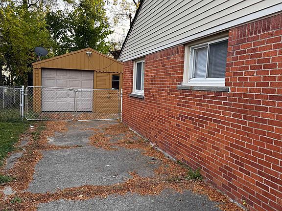 3rd image of 3632 Michael Ave