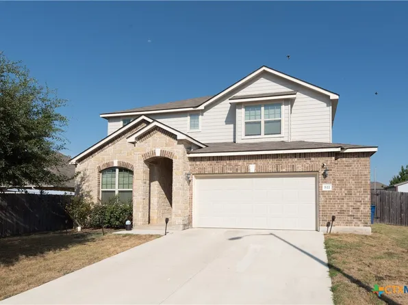 811 Low Cloud Dr, New Braunfels, TX 78130