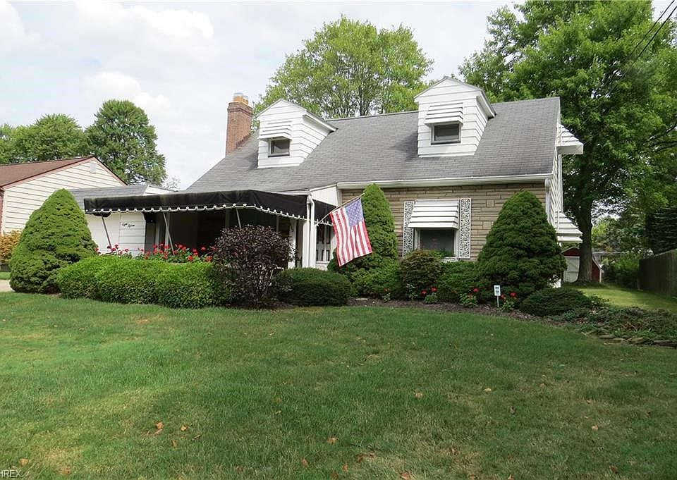 1st image of 815 Birch Hill Dr
