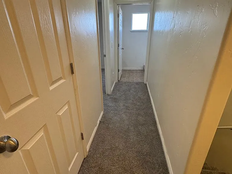 1385 S 675 E — Photo 18