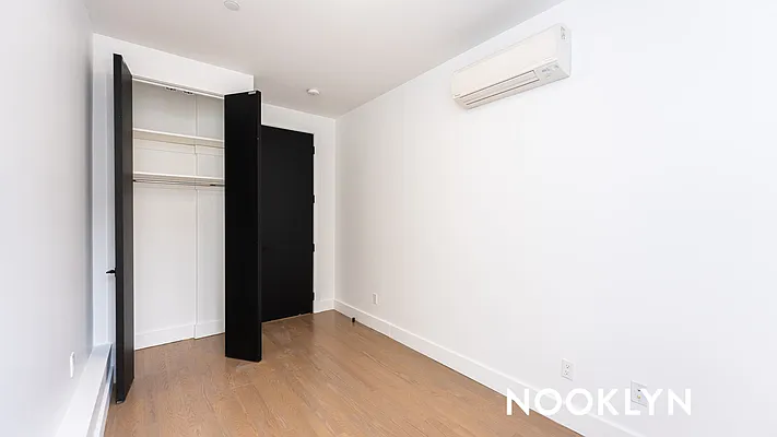Rented by Nooklyn NYC LLC | media 7
