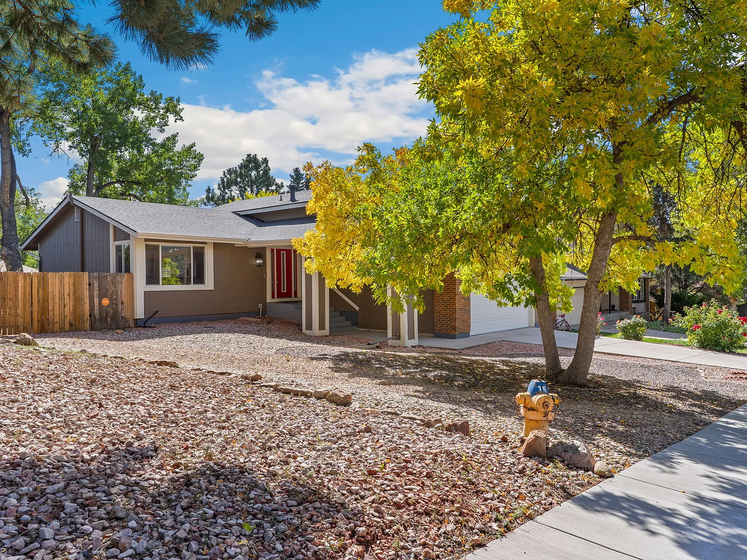 4 bed, 2886 sqft, $3,250 — Photo 1