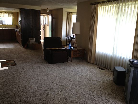 5th image of 1114 Pacific Ave S