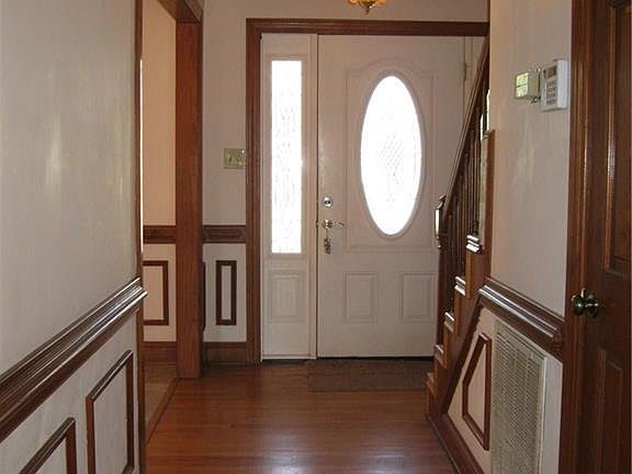 2nd image of 1708 Grey Friars Chase