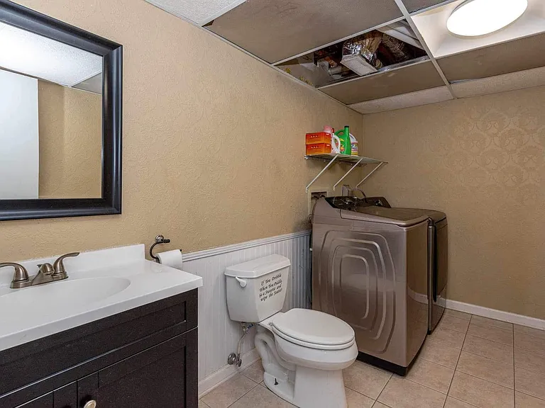 2620 Lesa Ln — Photo 12