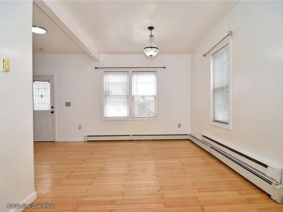 3rd image of 38 Marion Ave