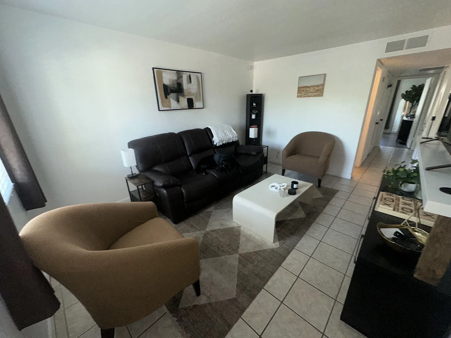 2 bed, 1.0 bath, 950 sqft, $2,299 — Photo 4
