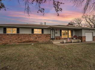 809 E 33rd St, Joplin, MO 64804